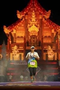 BIB: 320
                            <button type="button" onclick="openModal(22475719)" class="btn btn-primary btn-sm float-right btn-popup" data-toggle="modal" data-target=".modal-high-quality">
                        <i class="fas fa-shopping-cart"></i> Add to Cart
                    </button>
                                            <button type="button" onclick="isThisMe(22475719, true)" class="btn btn-success btn-sm float-right btn-popup btn-isme hidden" data-toggle="tooltip" data-placement="bottom" title="นี่คือรูปของคุณใช่ไหม คลิกที่นี่เพื่อเอาเข้าอัลบั้ม">
                        <i class="fas fa-plus"></i> Add to album
                    </button>
                    <button type="button" onclick="isThisMe(22475719, false)" class="btn btn-warning btn-sm float-right btn-popup btn-isnotme hidden">
                        <i class="fas fa-ban"></i> Remove from album
                    </button>